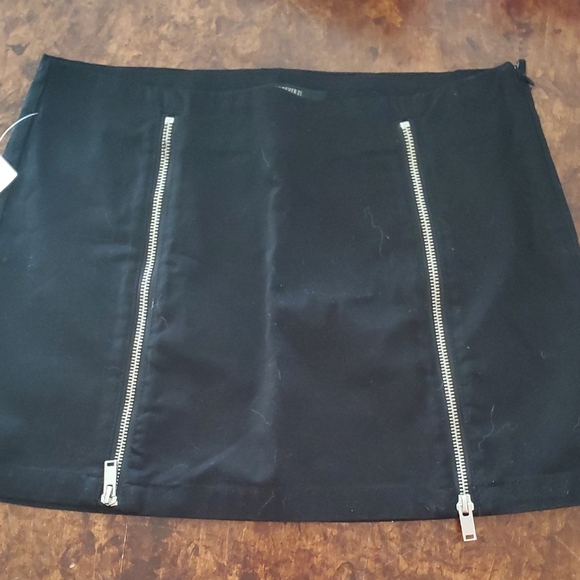 💥Forever 21 Black Mini Pencil Skirt for Night Out - Picture 1 of 8